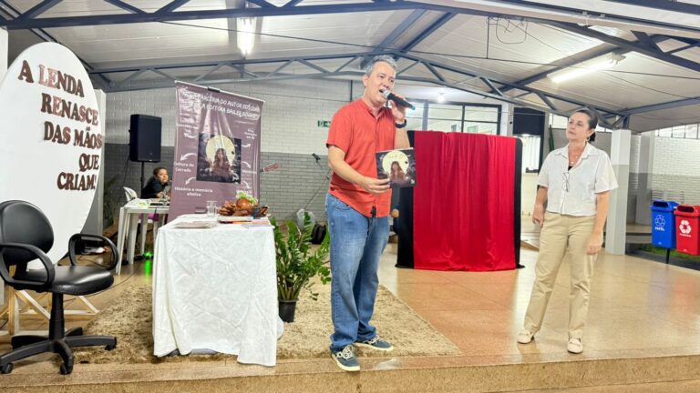 “A Mãe do Barro” é lançado no CEPI Presidente Costa e Silva