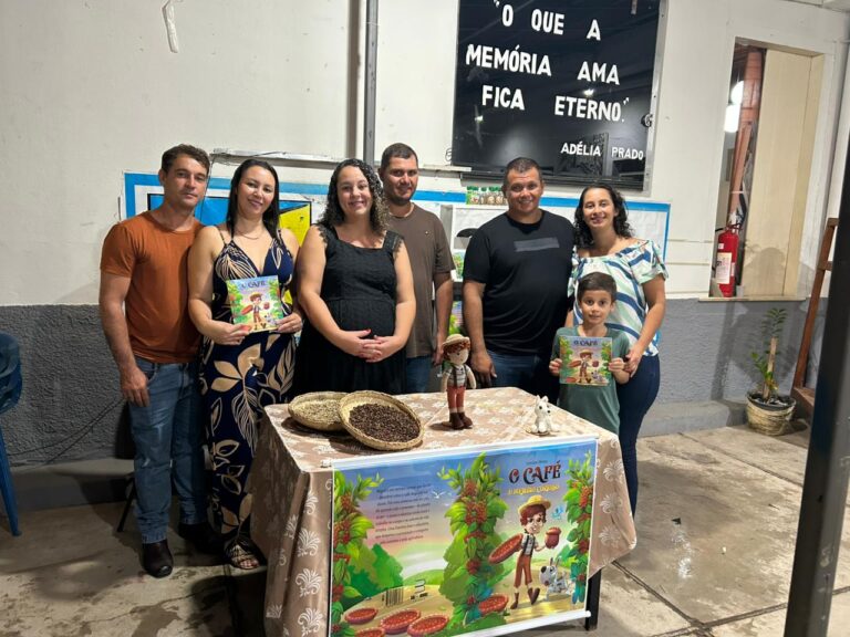 Lançamento do livro “O Café – O Menino Curioso” marca a Noite Mineira – Vozes Negras em Manhumirim (MG)
